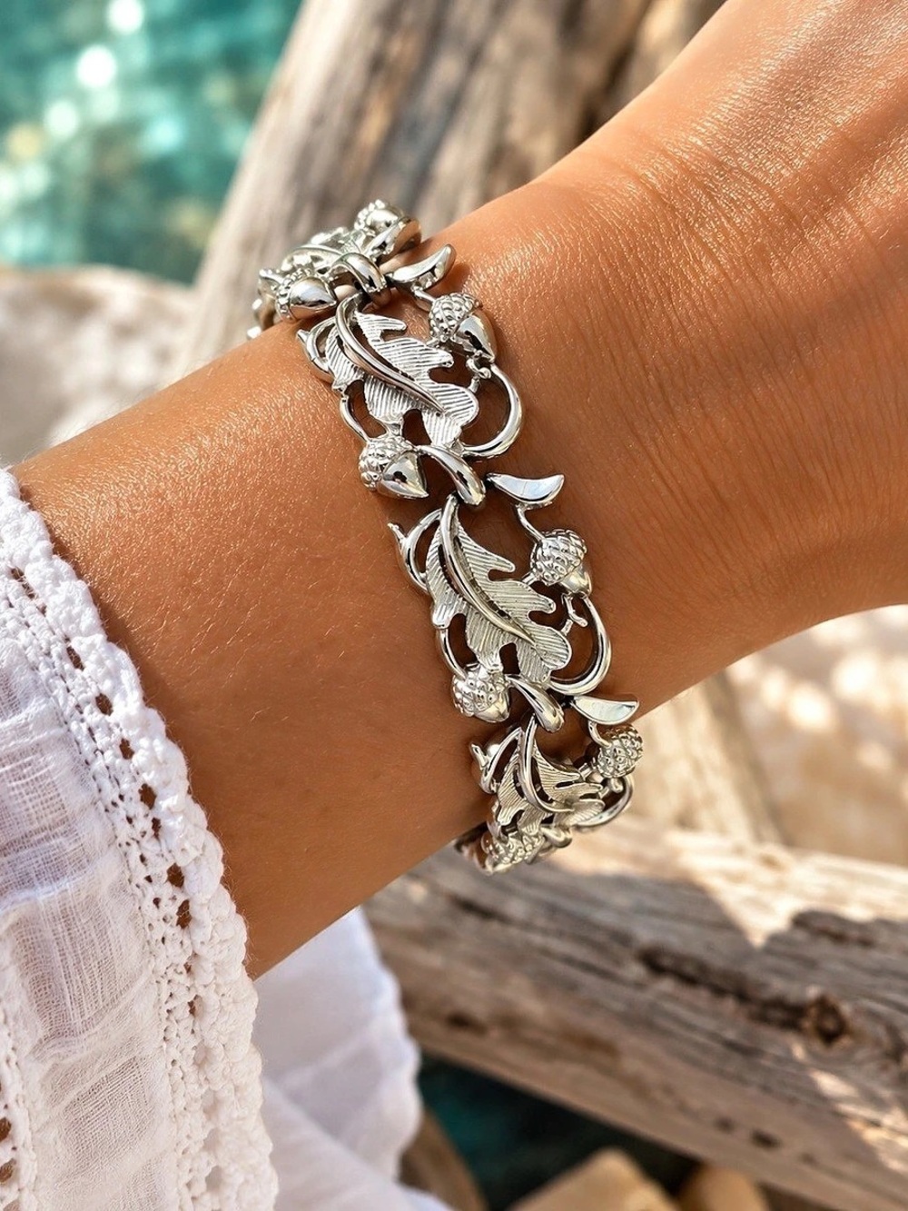Vintage Signed STAR Oak Leaf & Acorn Silver Tone Bracelet